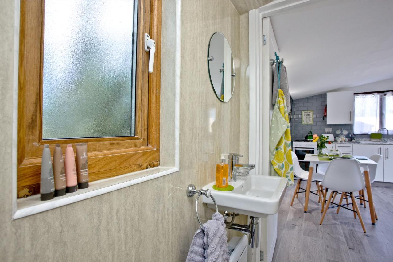 The Cabin At Hillhead Farm St Columb Major Buitenkant foto